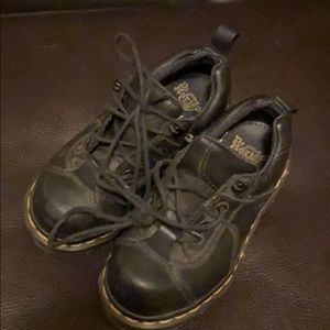 Dr Martin youth size 12. Great condition!